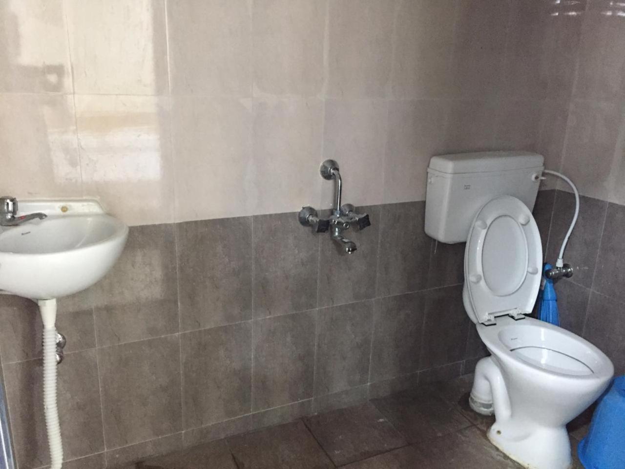 Aditi Rooms Tiruchirappalli Luaran gambar