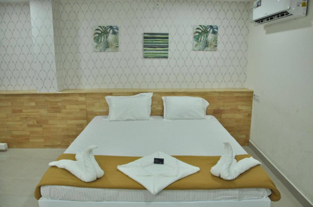 Aditi Rooms Tiruchirappalli Luaran gambar